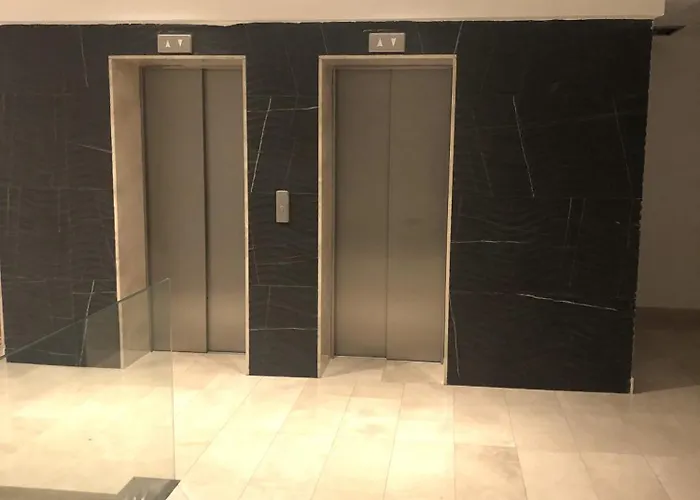 Sunny Loft مامايا